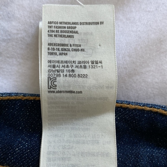 A&F boot cut denim size 2S - Picture 8 of 9